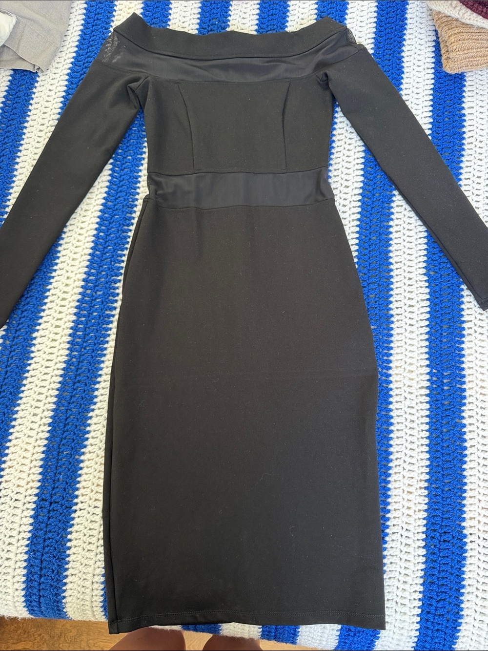 LOVE X DESIGN Black Dress